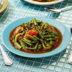 ส้มตำถั่วฝักยาว