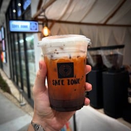 SAFE ZONE โลตัส