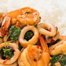 ป้าแรมอาหารตามสั่ง-ข้าวมันไก่