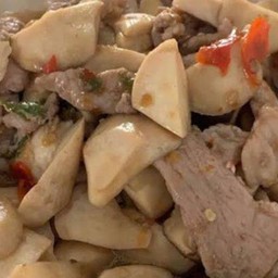 ผัดเห็ดออริจิหมูนุ่ม