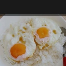 ข้าวไข่ดาว 2 ฟอง