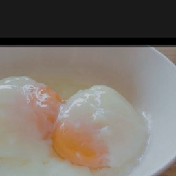 ไข่ลวก 2 ฟอง