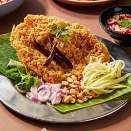 ยำปลาดุกฟู