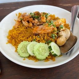 แขกข้าวมันไก่เตาถ่าน ปาย