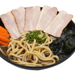 โชยุราเมงเบคอน