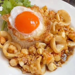 ข้าวทะเลกระเทียม