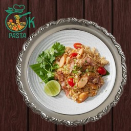 ข้าวผัดไส้กรอก+เบค่อน