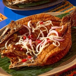 ปลากระพงทอดน้ำปลา