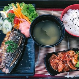 เซ็ทข้่าวปลาซาบะย่าง