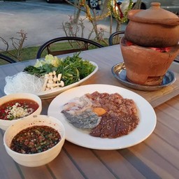 แจ่วฮ้อนเนื้อรวมทะเล