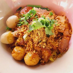 บะหมี่แห้งต้มยำรวม