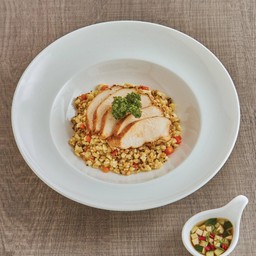 ข้าวดอกกระหล่ำผัดกะเทียมอกไก่ย่าง