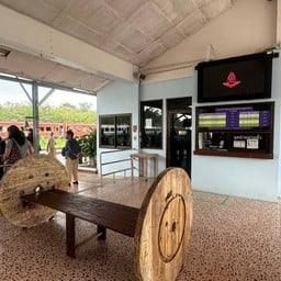 สถานีรถไฟบ้านพลูตาหลวง