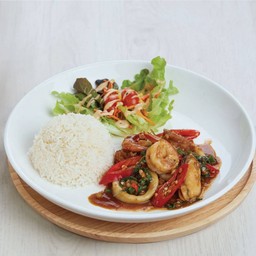 ข้าวราดกะเพราทะเล