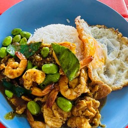 ผัดสะตอกุ้งสด+ไข่ดาว