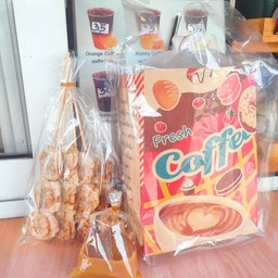 [เซตสุดฮิต] กล้วยปิ้งราดน้ำกะทิ 1ชุด + ชาไทยเย็นแบบถุง