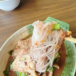 ก๋วยเตี๋ยว พุงโต สวรรคโลก สวรรคโลก