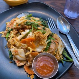 สุกี้แห้ง