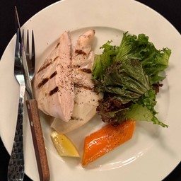 อกไก่ซูวี สเต็ก (ไม่แห้งฉ่ำมาก)