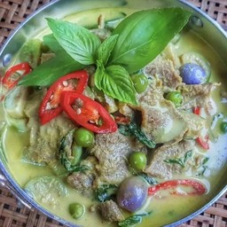 แกงเขียวหวานเนื้อ