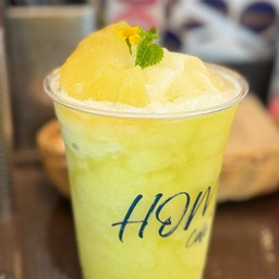 สัปปะรดน้ำผึ้งปั่น