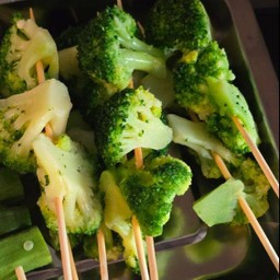 บลอคโคลี่