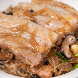 หมูอบวุ้นเส้น