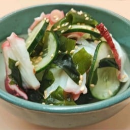 (785) ยำปลาหมึกยักษ์กับแตงกวาญี่ปุ่น Tako Sunomono