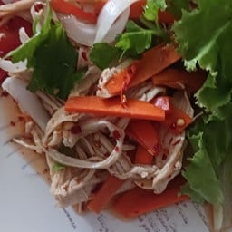 สายรุ้งยำแซ่บ