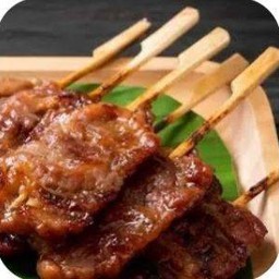 ชุดสุดคุ้มหมูปิ้งนมสด 10 ไม้ ฟรี 1 อย่าง