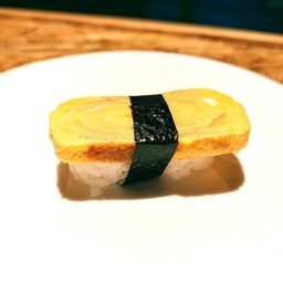 ทามาโกะซูชิ 2 คำ (ไข่หวาน)