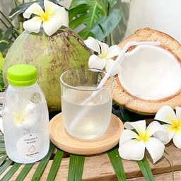 iam coco น้ำมะพร้าวน้ำหอมแท้100% (คลอง 2) ตลาดนานาเจริญ