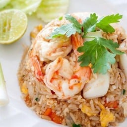 ข้าวผัดทะเล