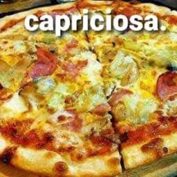 พิซซ่า คาปรีซิโอซ่า