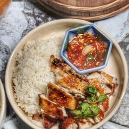 ข้าวไก่อบน้ำจิ้มแจ่ว