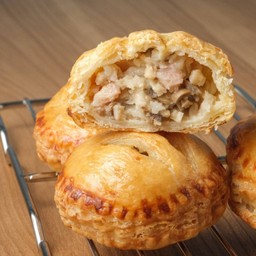 พายเห็ดและแฮมไก่