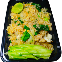 ข้าวผัดไข่ (ใส่เนื้อสัตว์)