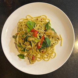 สปาเก็ตตี้แกงเขียวหวาน …