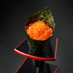 IKURA TEMAKI
