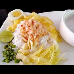 ยำกระสอบ เจ้ติ๋ม(ตรงข้ามศาลเจ้าพ่อกวนอู)