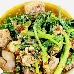 แกงอ่อม หมู ไก่