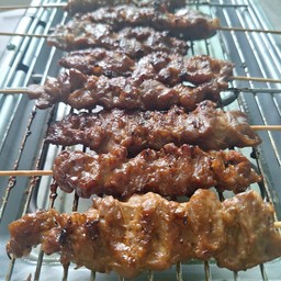 ซู่ ซู่ หมูปิ้งมั๊ย