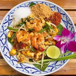 ผัดไทยกุ้งสด