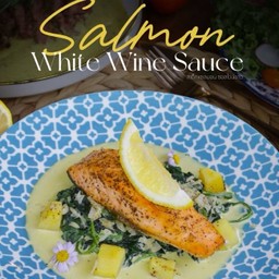 Salmon white wine sauce