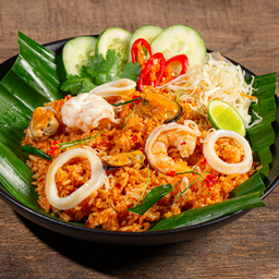 ข้าวผัดต้มยำทะเล
