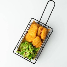 นักเก็ตไก่ชิ้นใหญ่