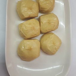 เต้าหู้ปลาชีส 1 ชิ้น