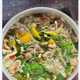 แกงเห็ดรวม