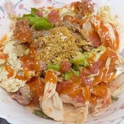 สุกี้ ไร้ผัก เน้นเครื่อง ทะเล  ไข่ 2 ฟอง