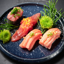 BLUEFIN TUNA SUSHI SET